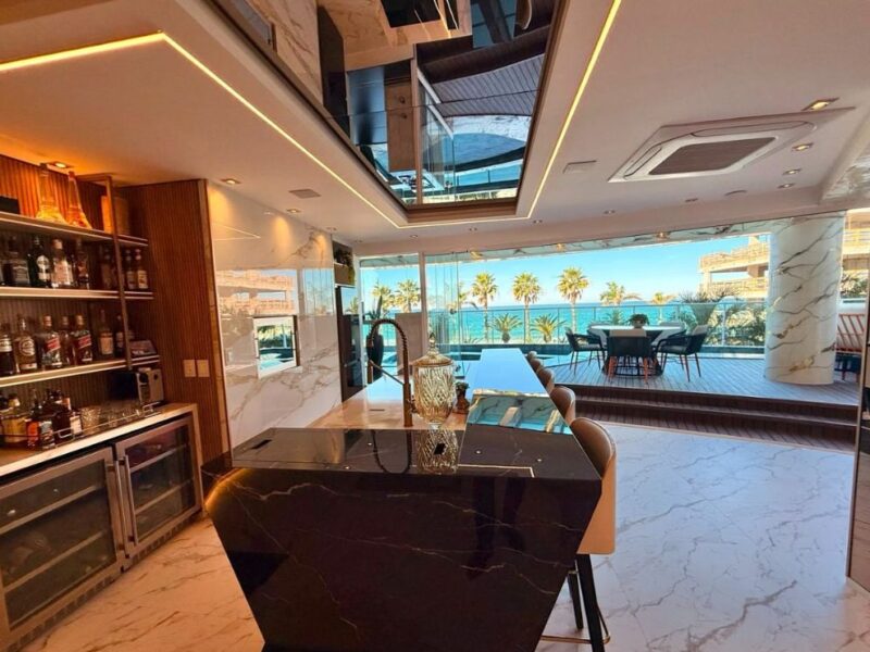 Apartamento à venda no Brava Beach Internacional — Praia Brava ✨