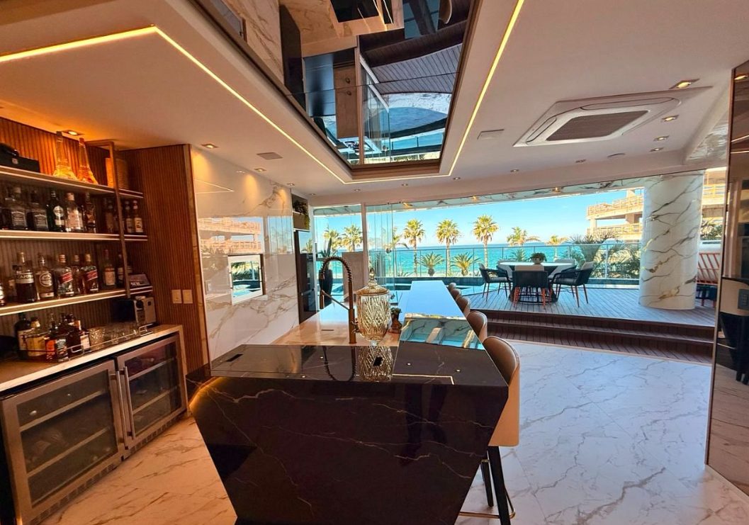 Apartamento à venda no Brava Beach Internacional — Praia Brava ✨